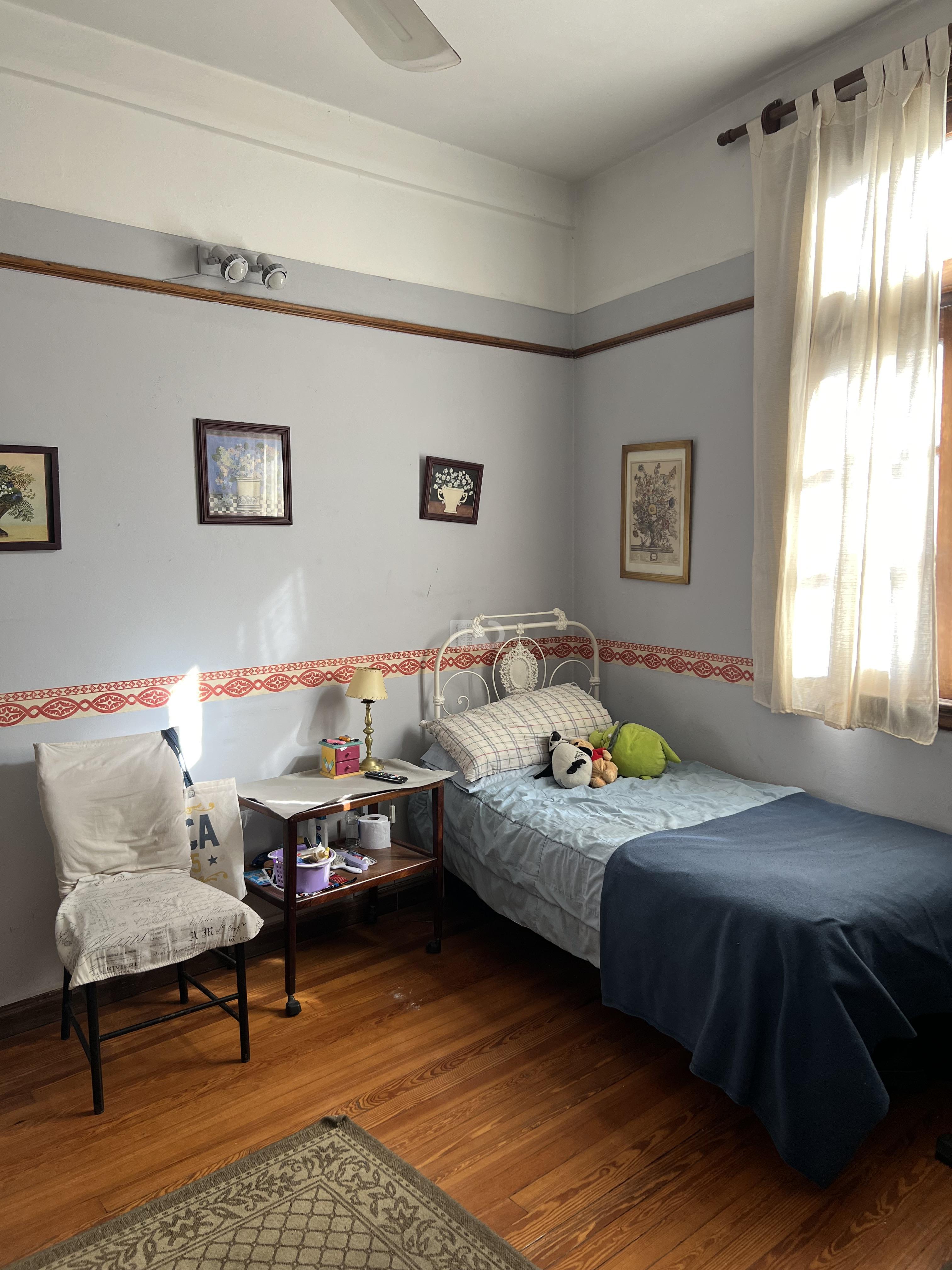 Private Bedroom For Students in Almagro